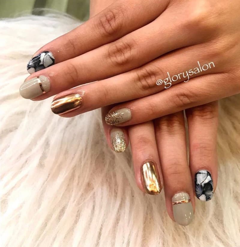 Chrome, black marble and gold glitter nail art on a full set by Glory